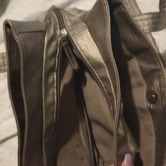 Purse - Picture 2 of 2